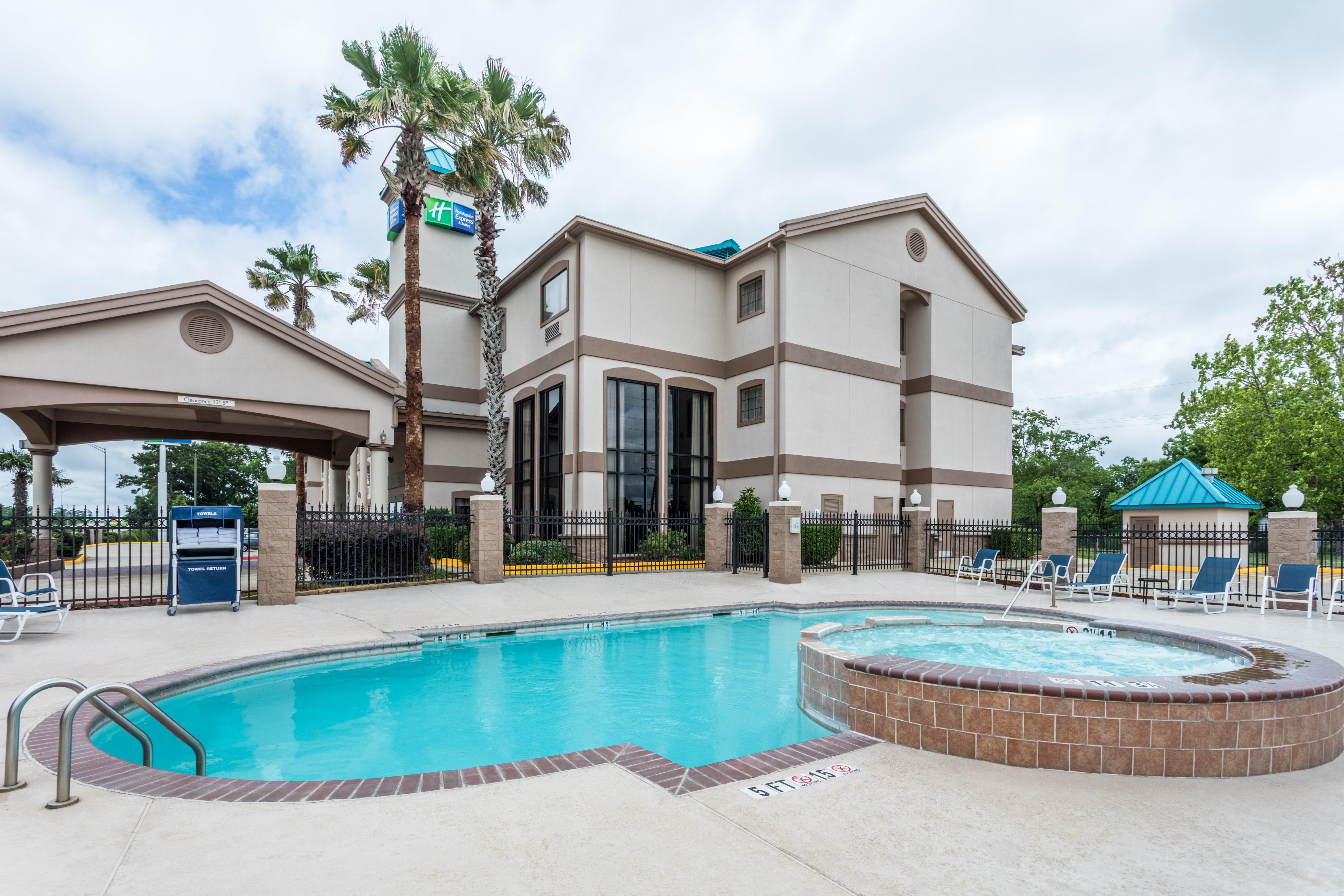 Holiday Inn Express Hotel And Suites Lake Charles By Ihg Extérieur photo