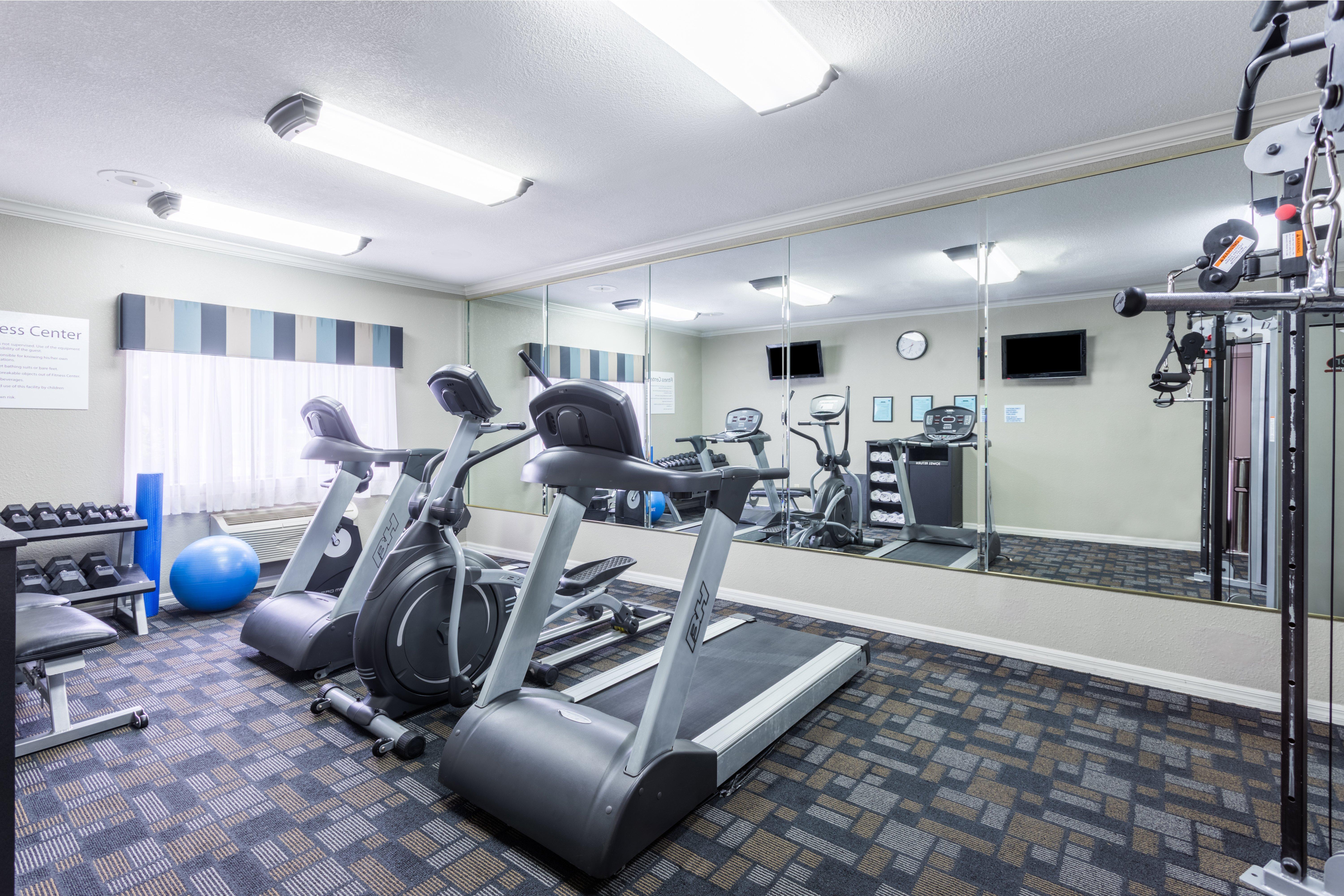 Holiday Inn Express Hotel And Suites Lake Charles By Ihg Extérieur photo