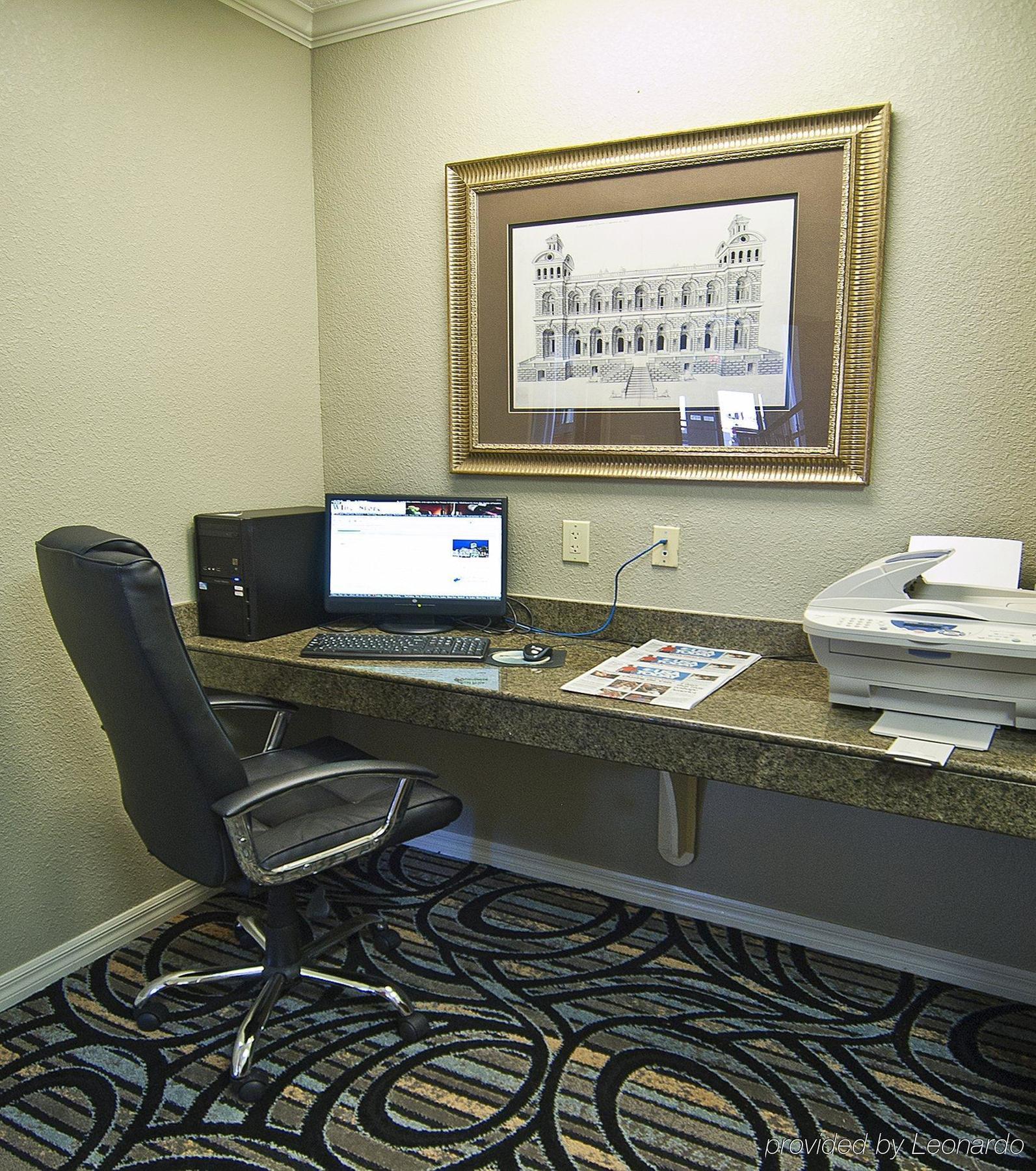 Holiday Inn Express Hotel And Suites Lake Charles By Ihg Facilités photo